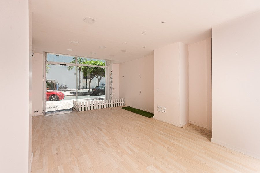 Comercial en Marbella de 48m2 1