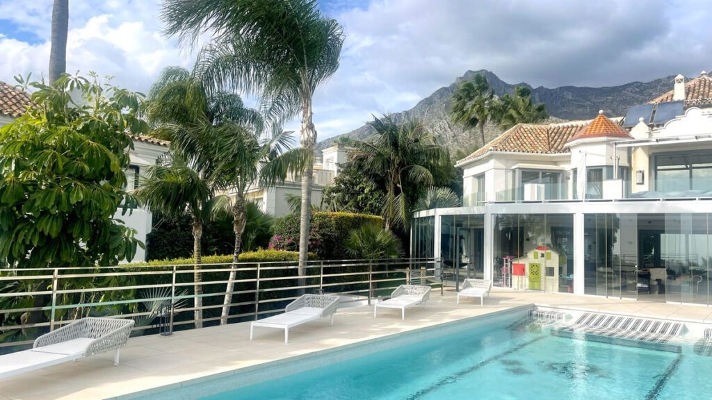 Casa en Sierra Blanca de 1157m2 1