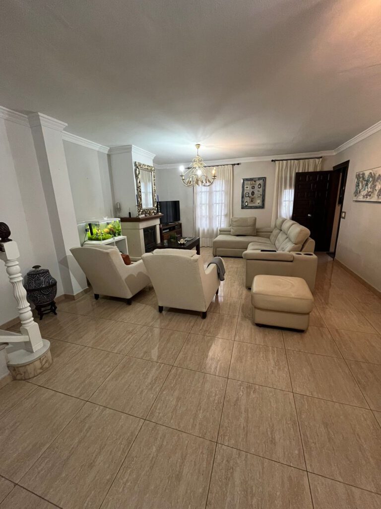 Casa en Estepona de 224m2 1