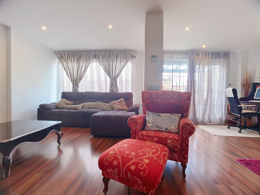 Casa en Torremolinos de 209m2 1