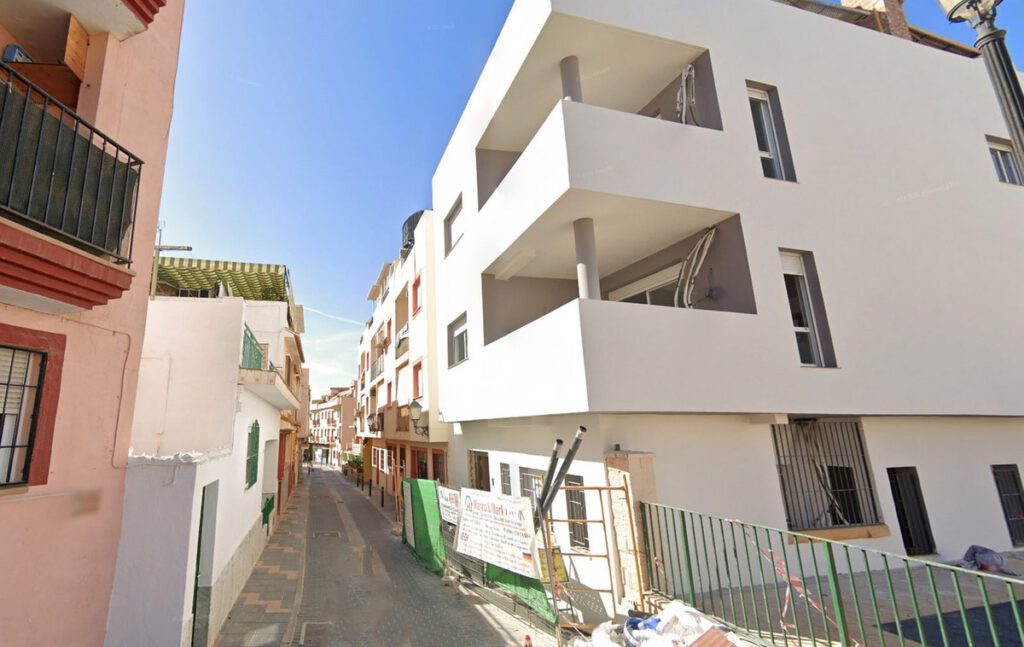 Apartamento en Las Lagunas de 81m2 1