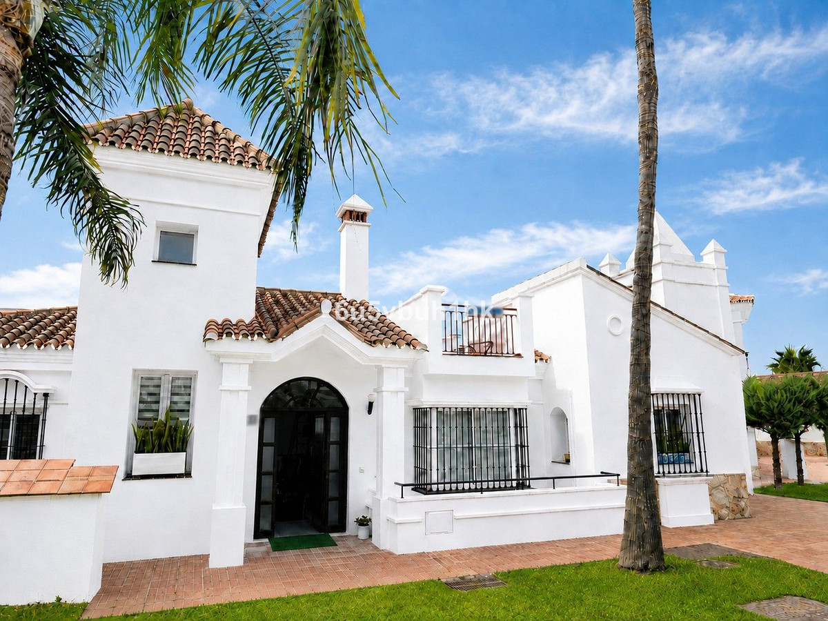 Casa en Sitio de Calahonda.