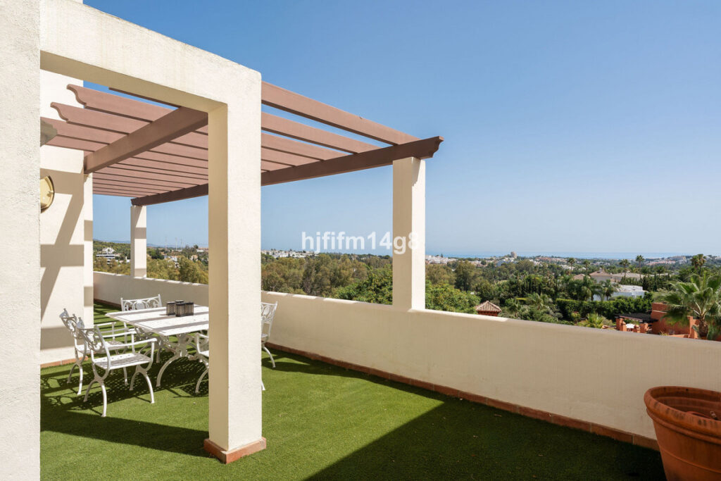 Apartamento en Urb. Marbesa.