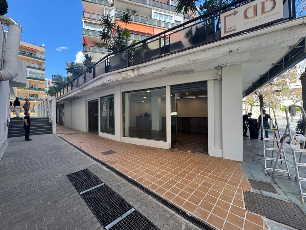 Local comercial en Playa de la Fontanilla.