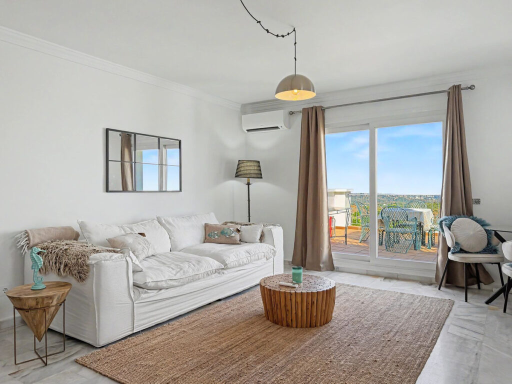 Apartamento en Altos de Estepona.