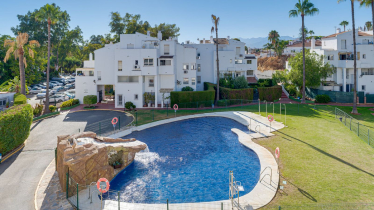 Apartamento en Elviria.