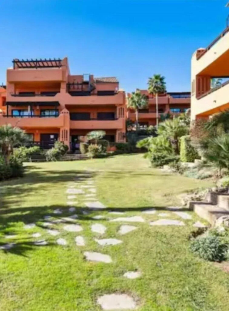 Apartamento en Camarate.