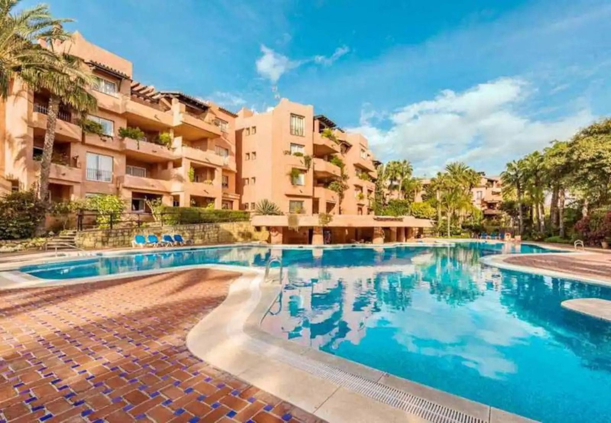 Apartamento en Las Lomas de Río Verde.