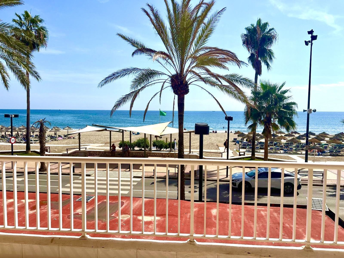 Apartamento en Playa de los Boliches.