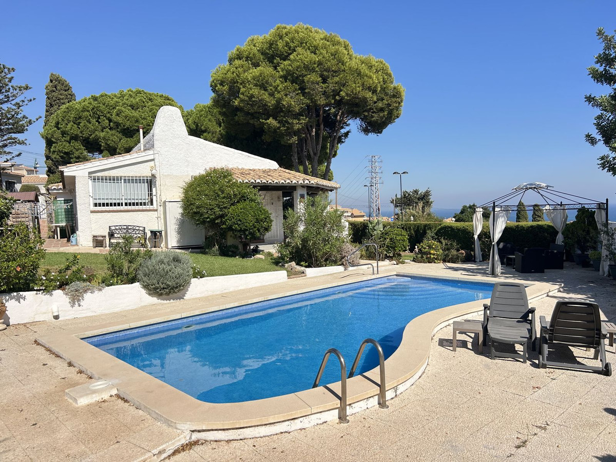 Villa en Carihuela.