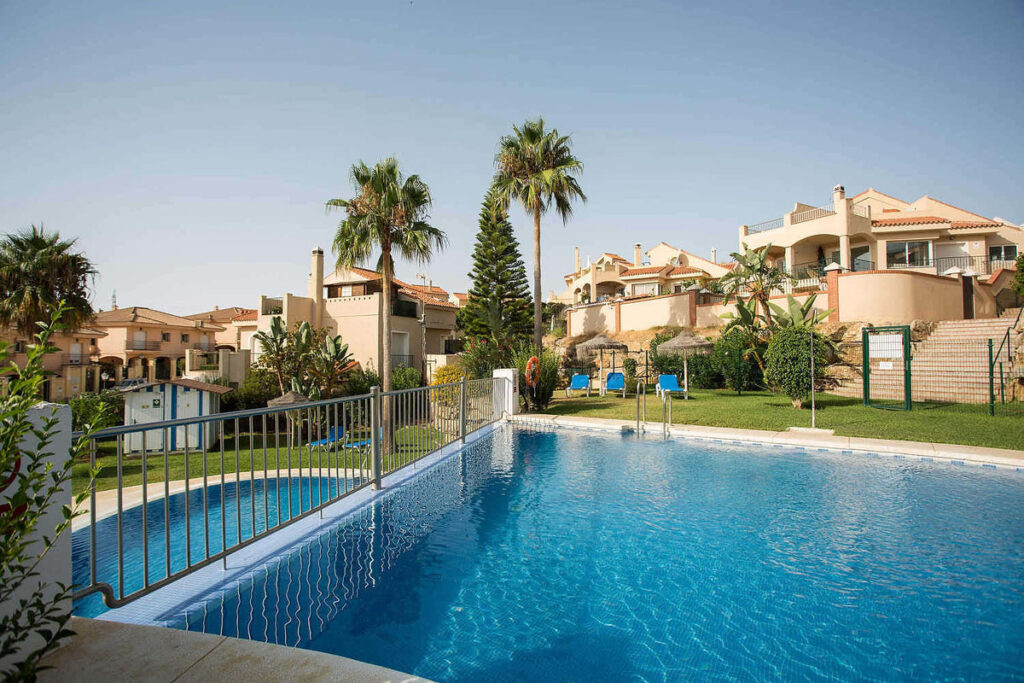 Adosado en Riviera del sol.