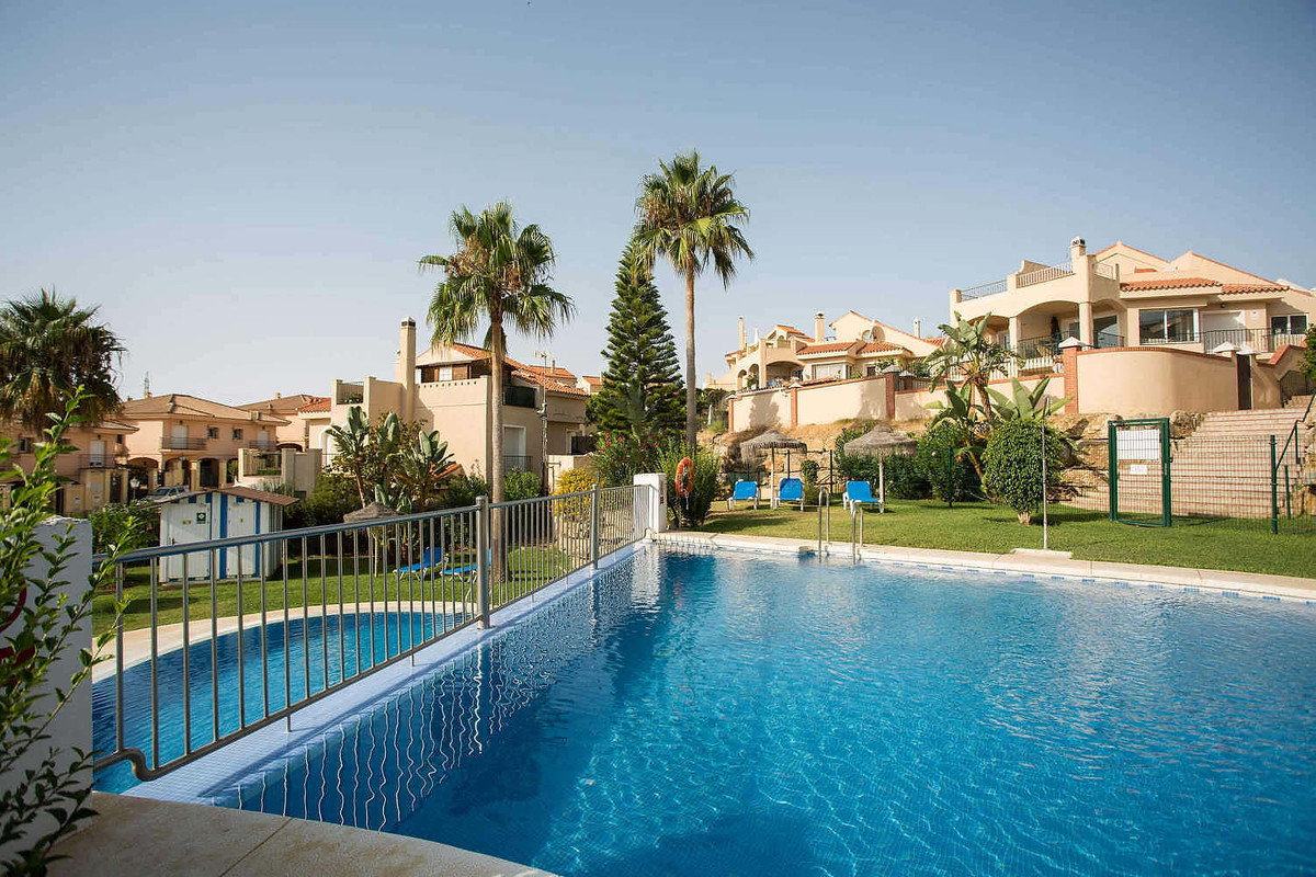 Adosado en Riviera del sol.