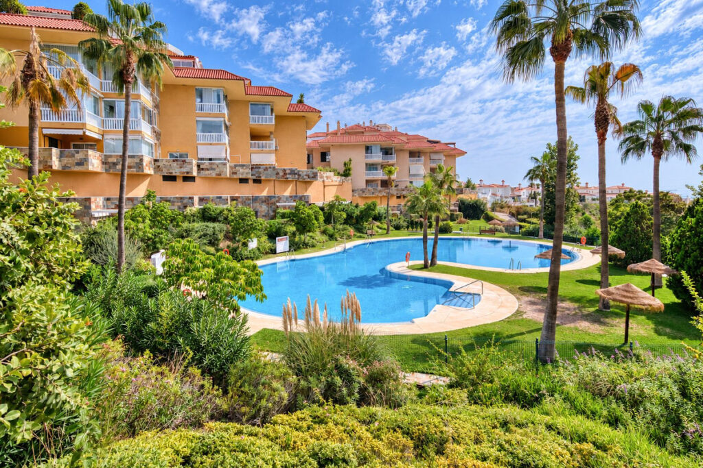 Apartamento en Reserva del Higuerón.