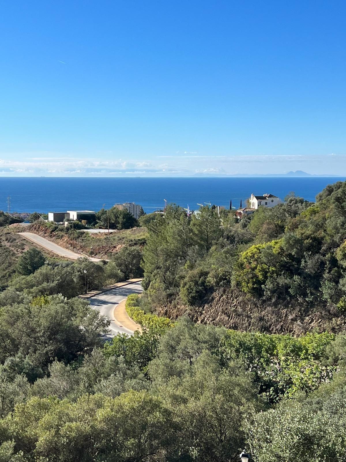 Parcela en Alto de los Monteros.