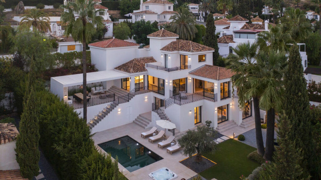 Villa en Las Brisas.