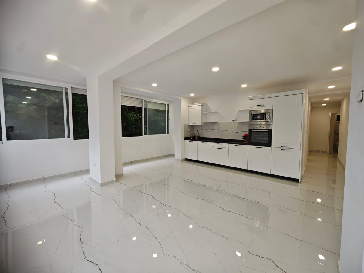 Apartamento en Playa de la Fontanilla.