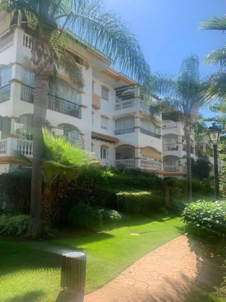 Apartamento en La Dama de Noche-La Alzambra.