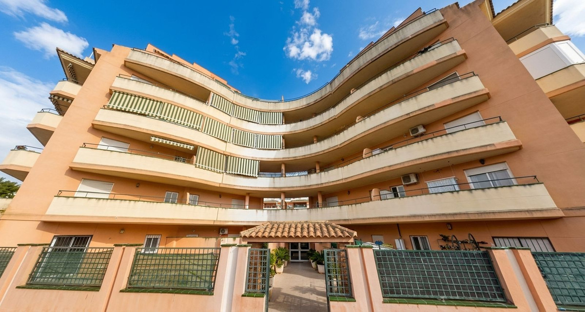 Apartamento en San Luis de Sabinillas.