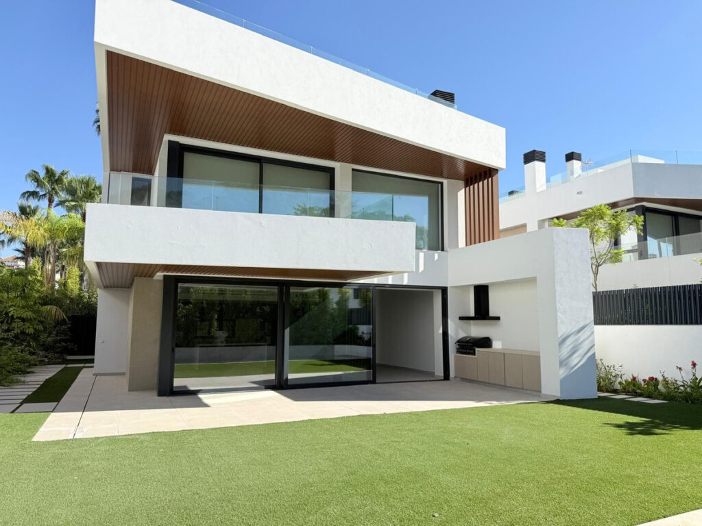 Villa en Linda Vista-Nueva Alcántara-Cortijo Blanco.